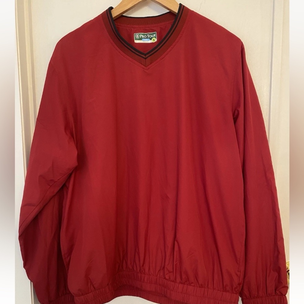 NWT Mens Pro Tour Cool Play Red V-Neck Pullover UPF 50